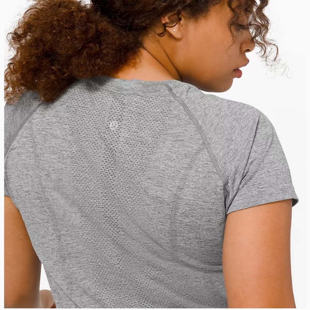 Lululemon grey workout top